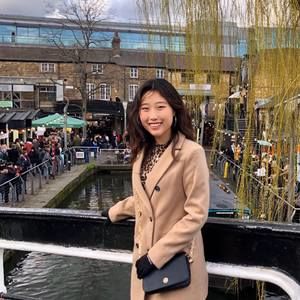 Meet your Posher, Gina